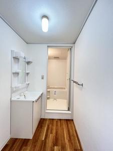 ヒルズ・ウィスタリア 101号-9