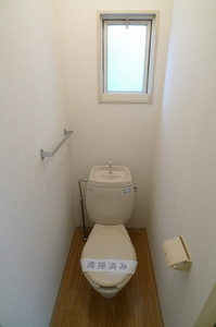 ヒルズ・ウィスタリア 102号-6