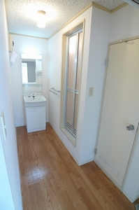 ヒルズ・ウィスタリア 102号-7