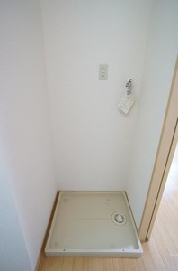 フローラ・セゾン 102号-11