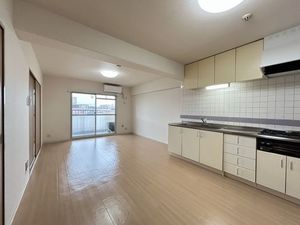 サンライフ倉橋 402号-2