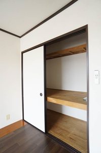 ドウェル若宮 202号-6