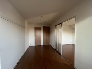 ヴィラージュ市川大町 302号-8