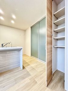 カーサパラミ 101号-6