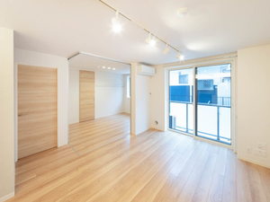 アティチュード 105号-4