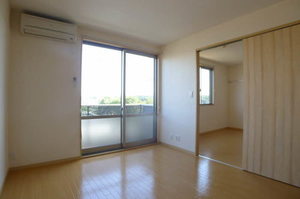 アンビション栗山 205号-3