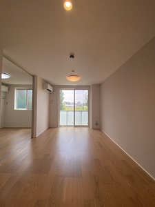 エクラージュ 106号-2