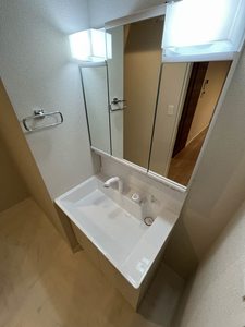 レジデンスアーク 201号-8