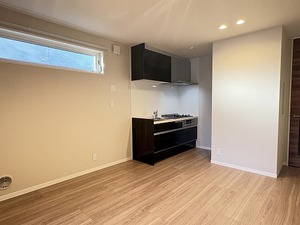 レジデンスアーク 208号-2