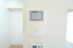 ウィスカー・ヴィレッジ 102号-8