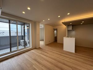 Ｍａｌｉｅｎａ 202号-5