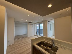 Ｍａｌｉｅｎａ 202号-6