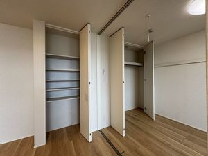 Ｍａｌｉｅｎａ 202号-9