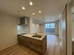 Ｍａｌｉｅｎａ 301号-5