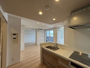 Ｍａｌｉｅｎａ 302号-6