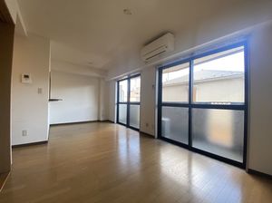 シーサイドスクウェア壱番館 202号-2