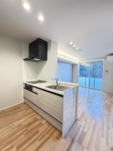 ヴィアソーレ 105号-4