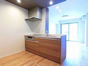 Ｃｏｕｒｔ　ＦＯＲＥＮＡ　壱番館 102号-3