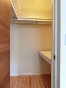 Ｃｏｕｒｔ　ＦＯＲＥＮＡ　壱番館 102号-5