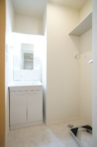 Ｓｕｎｎｙ　Ｃｏｕｒｔ 102号-8