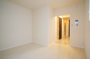 ジーエス　アドレット市川 202号-2