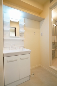 ジーエス　アドレット市川 202号-5