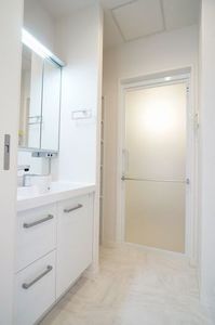 ＳＥＲＥＮＡ　ＶＩＬＬＡ　ＧＹＯＴＯＫＵ 301号-8