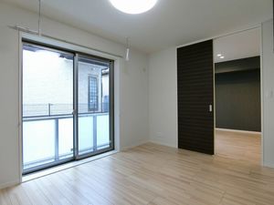 ルミエール駿河台 303号-8