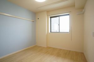 ブルー・アーパス 302号-5