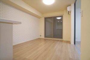 グランシャリオ原木中山 203号-3