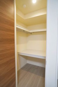 グランシャリオ原木中山 203号-7