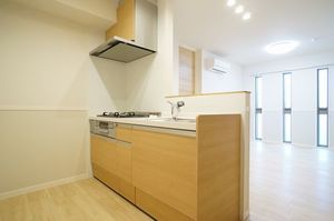 ヴァン・エ・ルミエール 301号-5