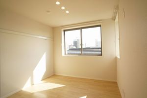 カステール 305号-5