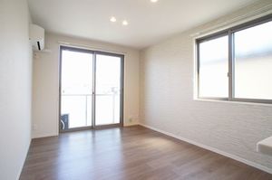 ドゥーメゾン田尻 201号-3