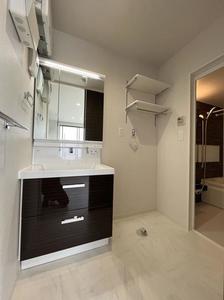 ドルフアルジョン 305号-8