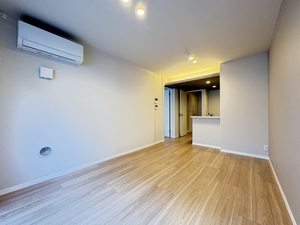 ラ・メゾンドール 303号-3