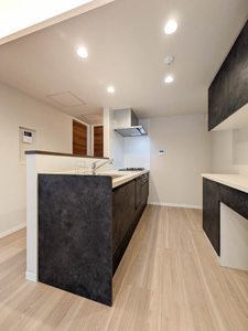 グランデアルベロ南八幡 301号-4