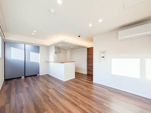 ＦＩＲＳＴ　ＳＣＥＮＥ　５番館 301号-2