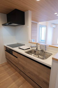 ル コルヌイエ 302号-4