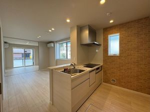 ベレオ　ユリ 103号-2