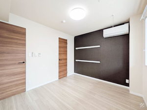 デルフィ陸番館 101号-6