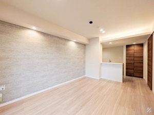 デルフィ陸番館 106号-2