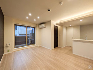 デルフィ陸番館 205号-2