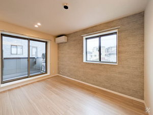デルフィ陸番館 206号-3