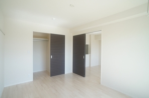 ヴァレンタインコート 302号-6