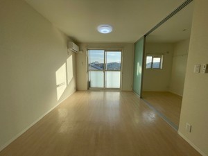 グランバリエⅢ 301号-2