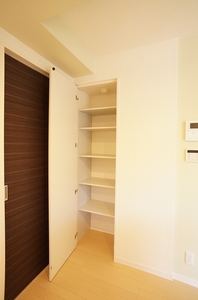 シャーメゾン　ガーデン 302号-9