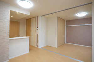ルミエール若葉 102号-2