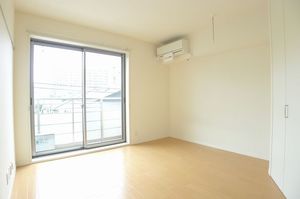 ＨＩＬＬＣＲＥＳＴ 302号-2