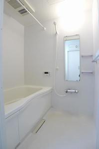 ＨＩＬＬＣＲＥＳＴ 302号-9